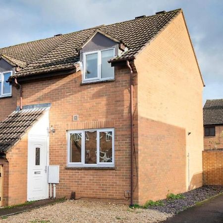Modern 2 Bed House Close To Village Centre Kidlington Exterior foto
